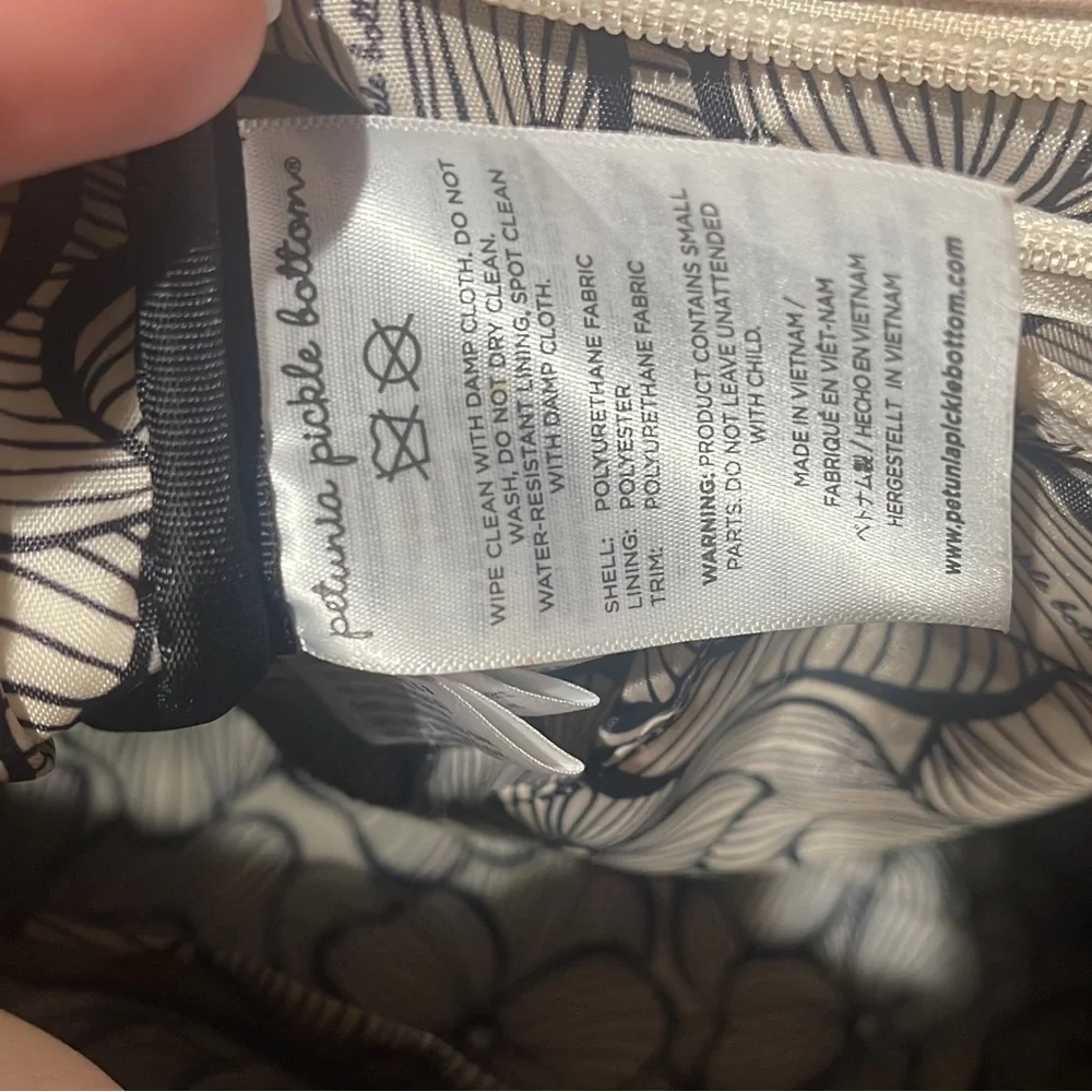 Petunia pickle bottom diaper bag